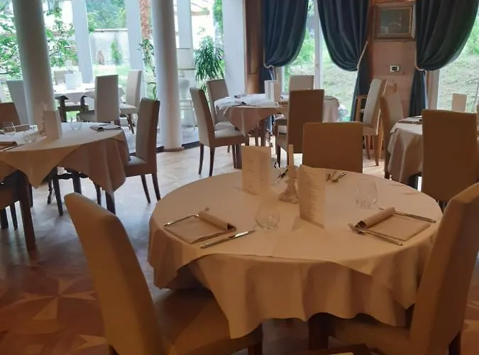 Rondolost Han/Misafirhane *