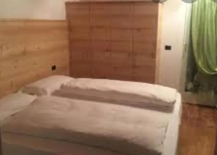 Rondolost بيت ريفي *